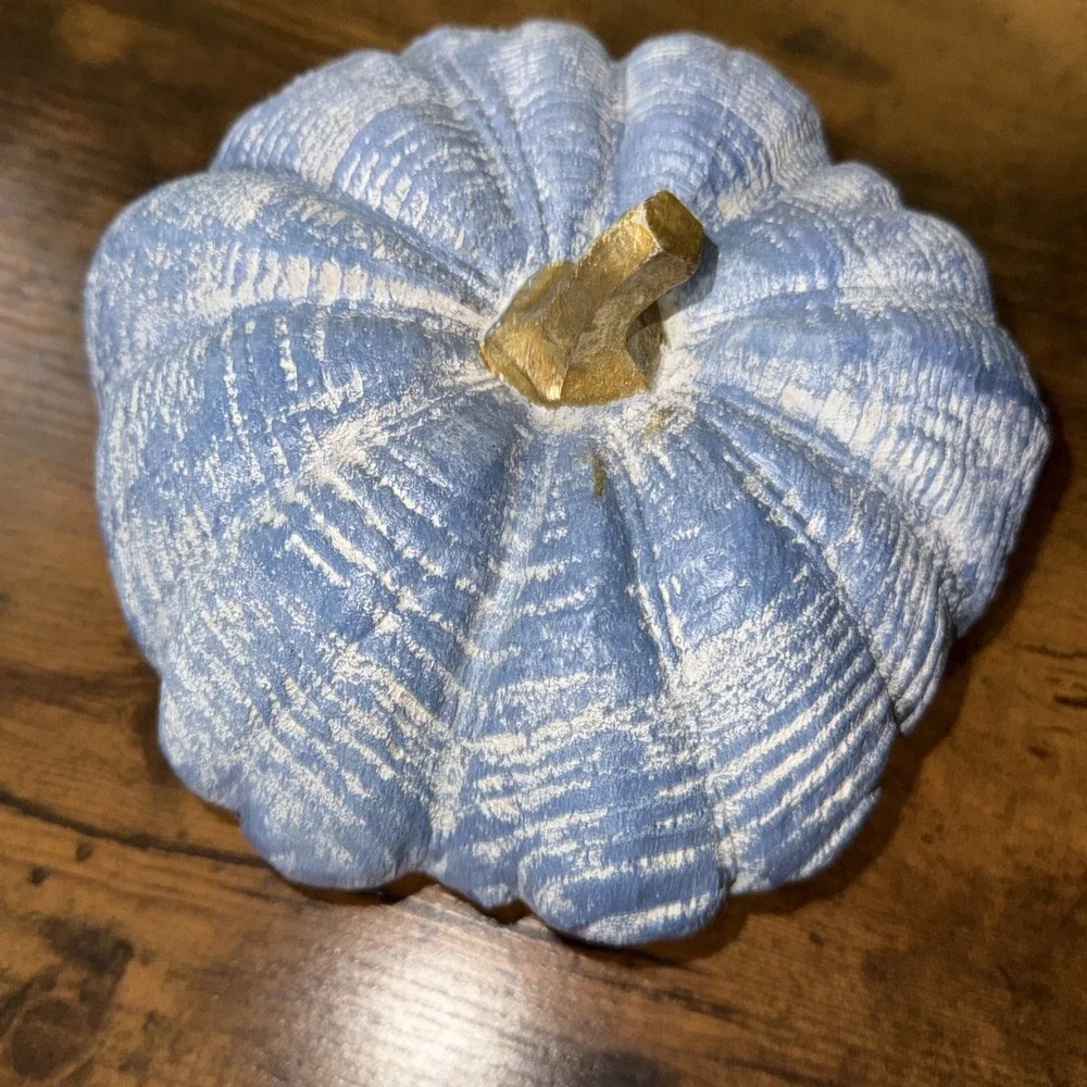 The Unbranded Brand washed blue